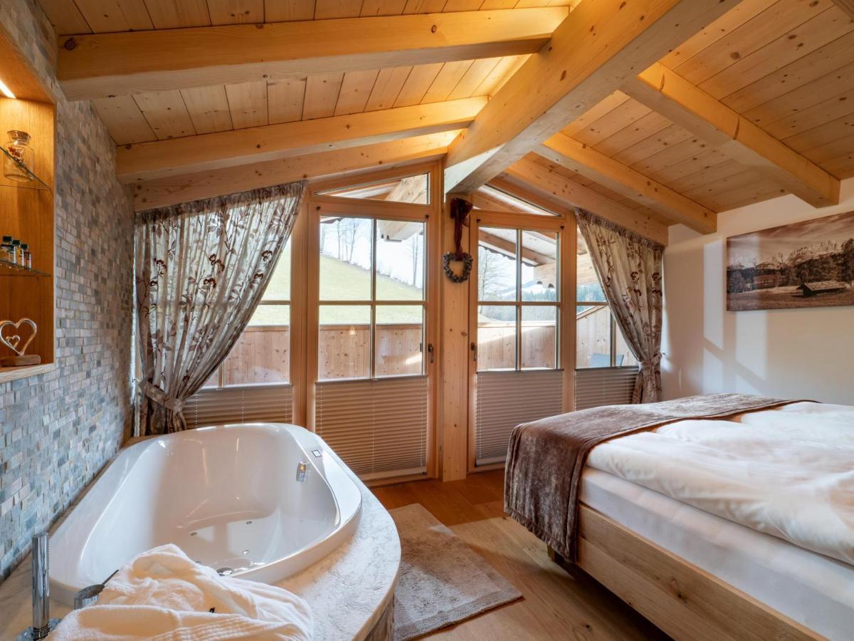 Luxusappartement Alpenliebe Oberndorf in Tirol Exteriér fotografie